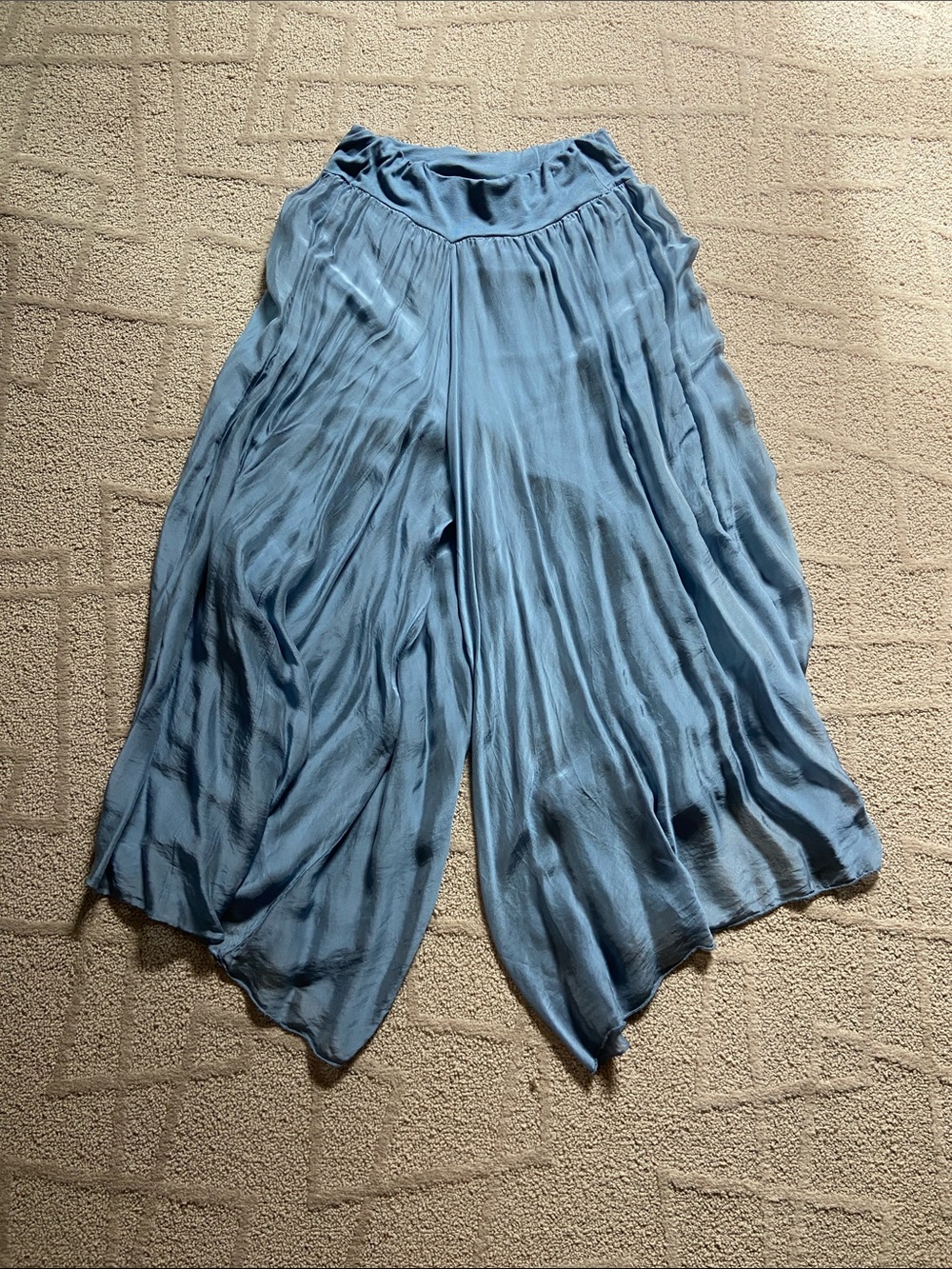 Flowy Wide-Leg Pleated Pants - Dusty Blue